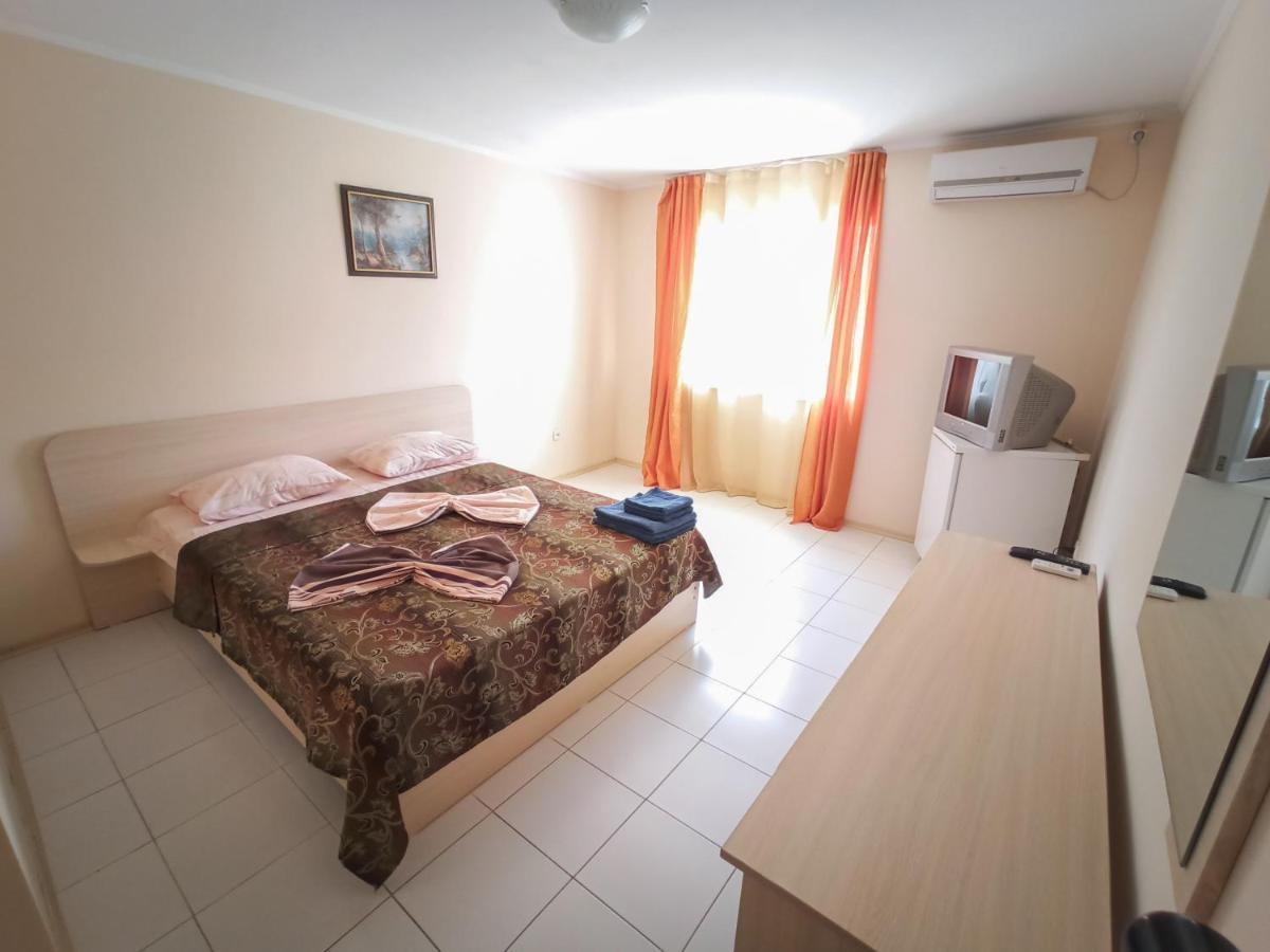 Dolce Vita Resort Hotel Зализний Порт Стая снимка