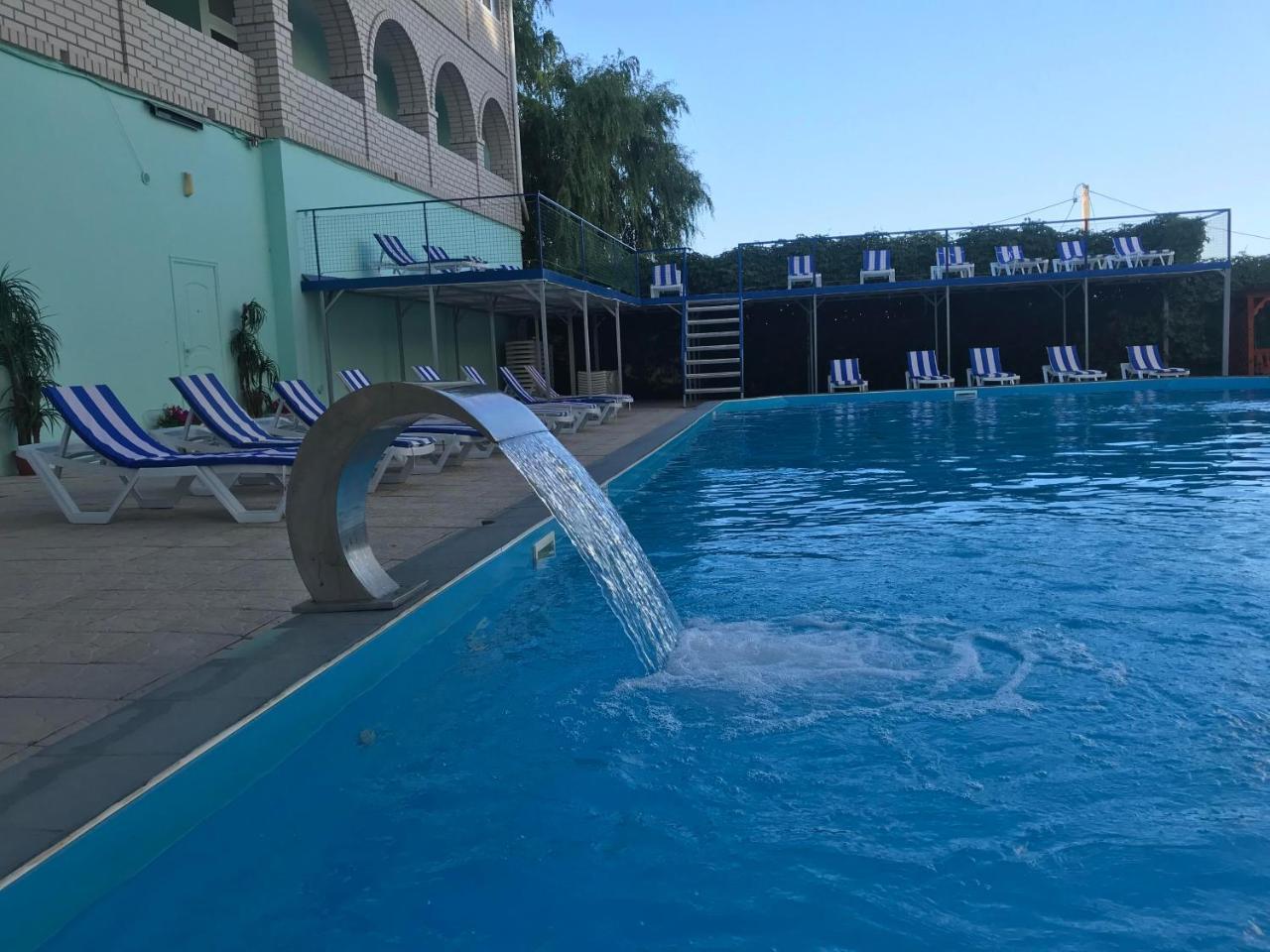 Dolce Vita Resort Hotel Зализний Порт Екстериор снимка